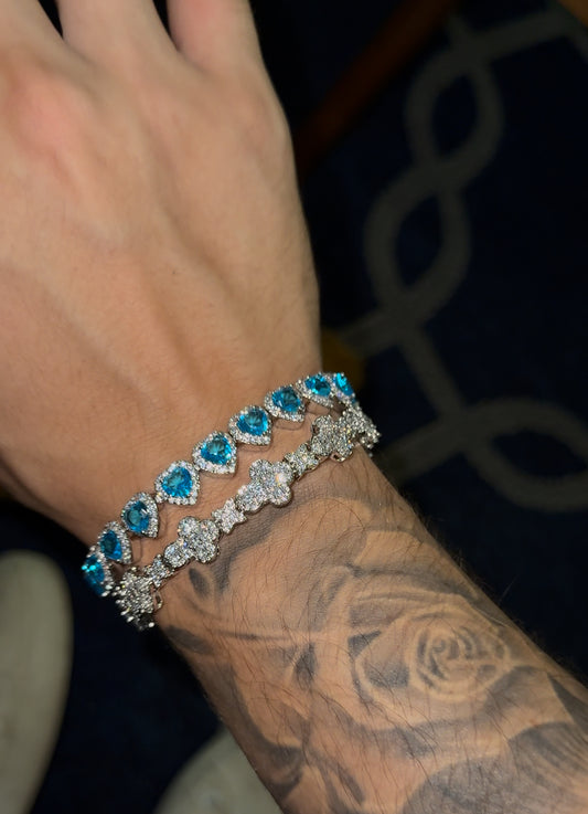 Combo de brazaletes HEARTS Y CROSS