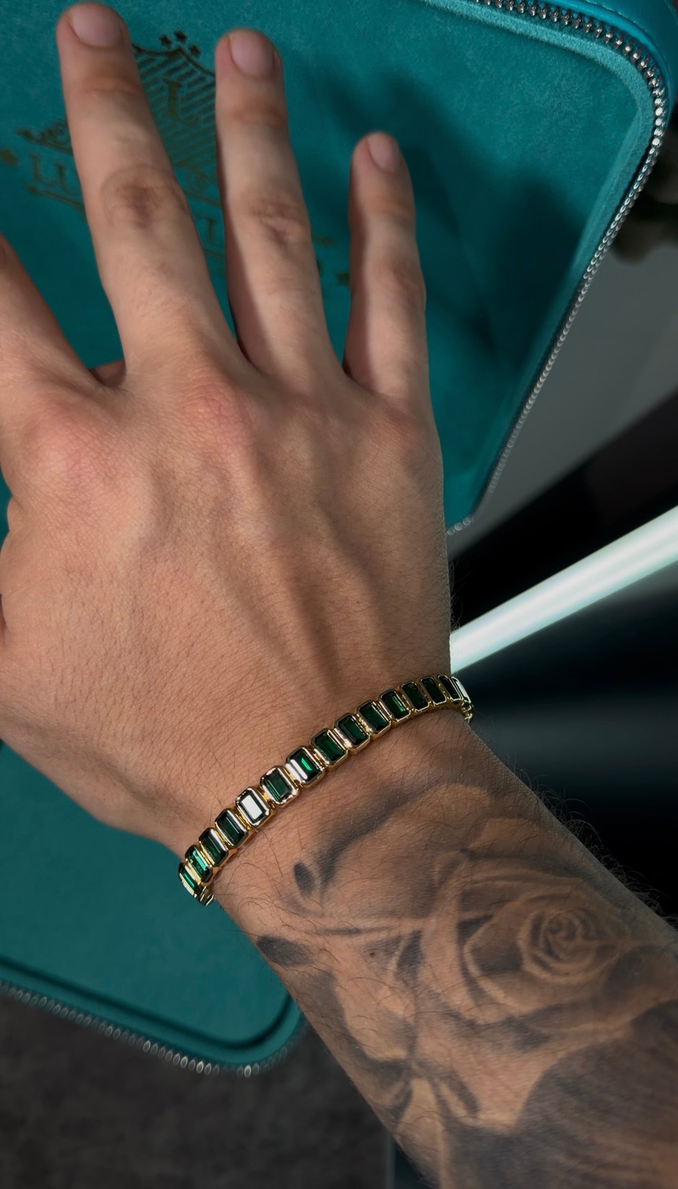 Brazalete tennis gems rectangle esmeralda