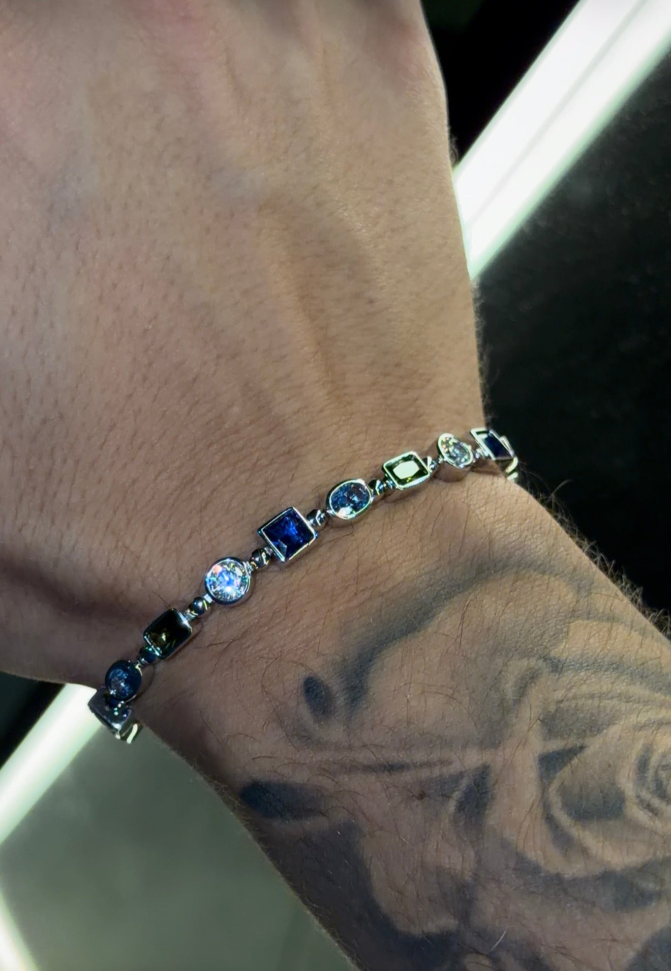 Brazalete Multi-shaped gems tennis whitegold   (box clasp)