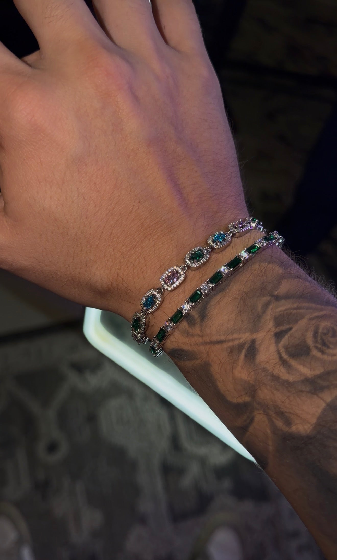 Combo dúo (dos brazaletes) 2 mm green and white tennis y multicolor gems bracelet