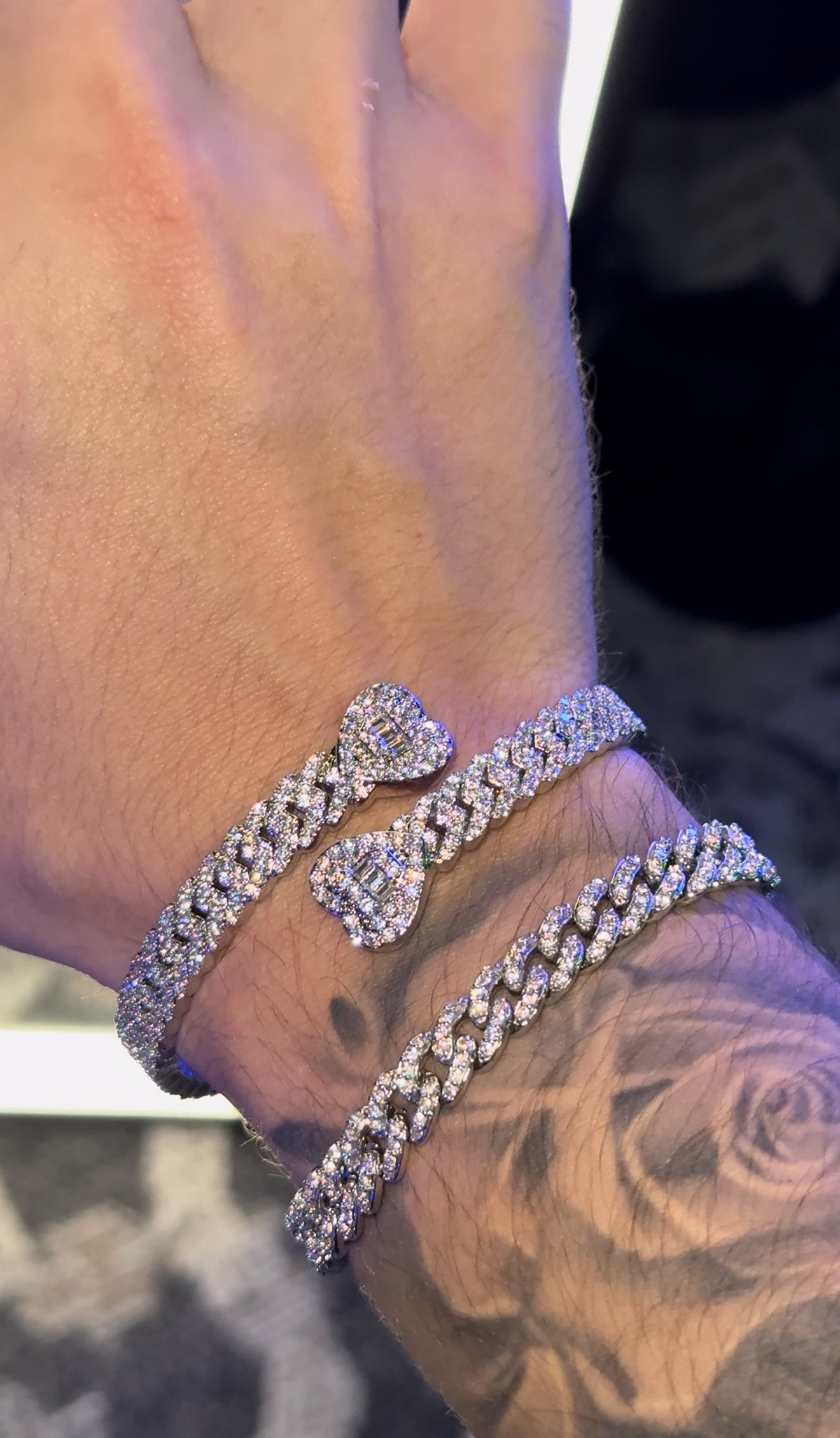 Combo dúo en promo brazaletes TIFFhearts   y cuban link 6 mm  white  plated 18k