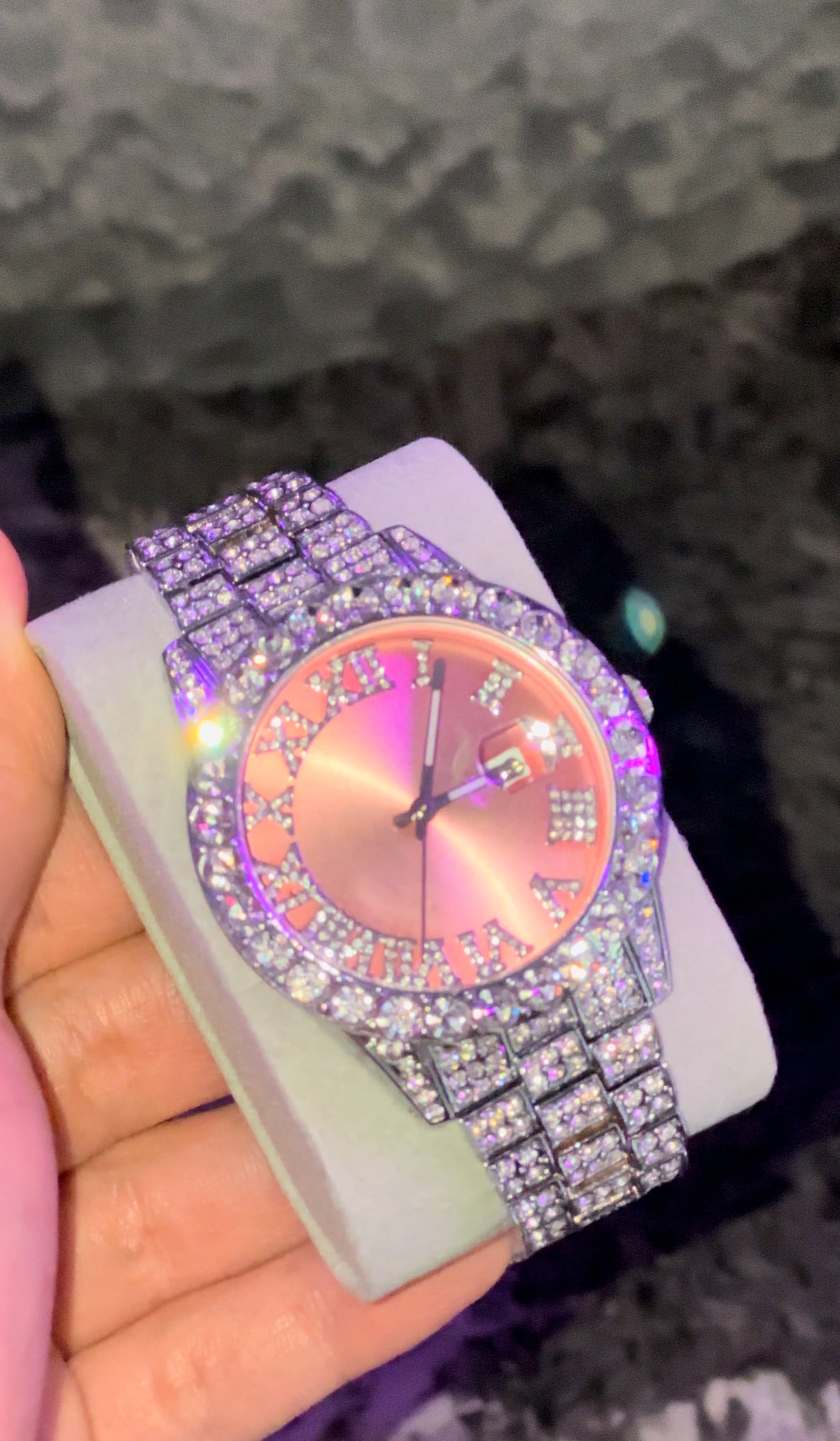 Reloj full ice swarovski (pink) laminado en oro blanco 18 k