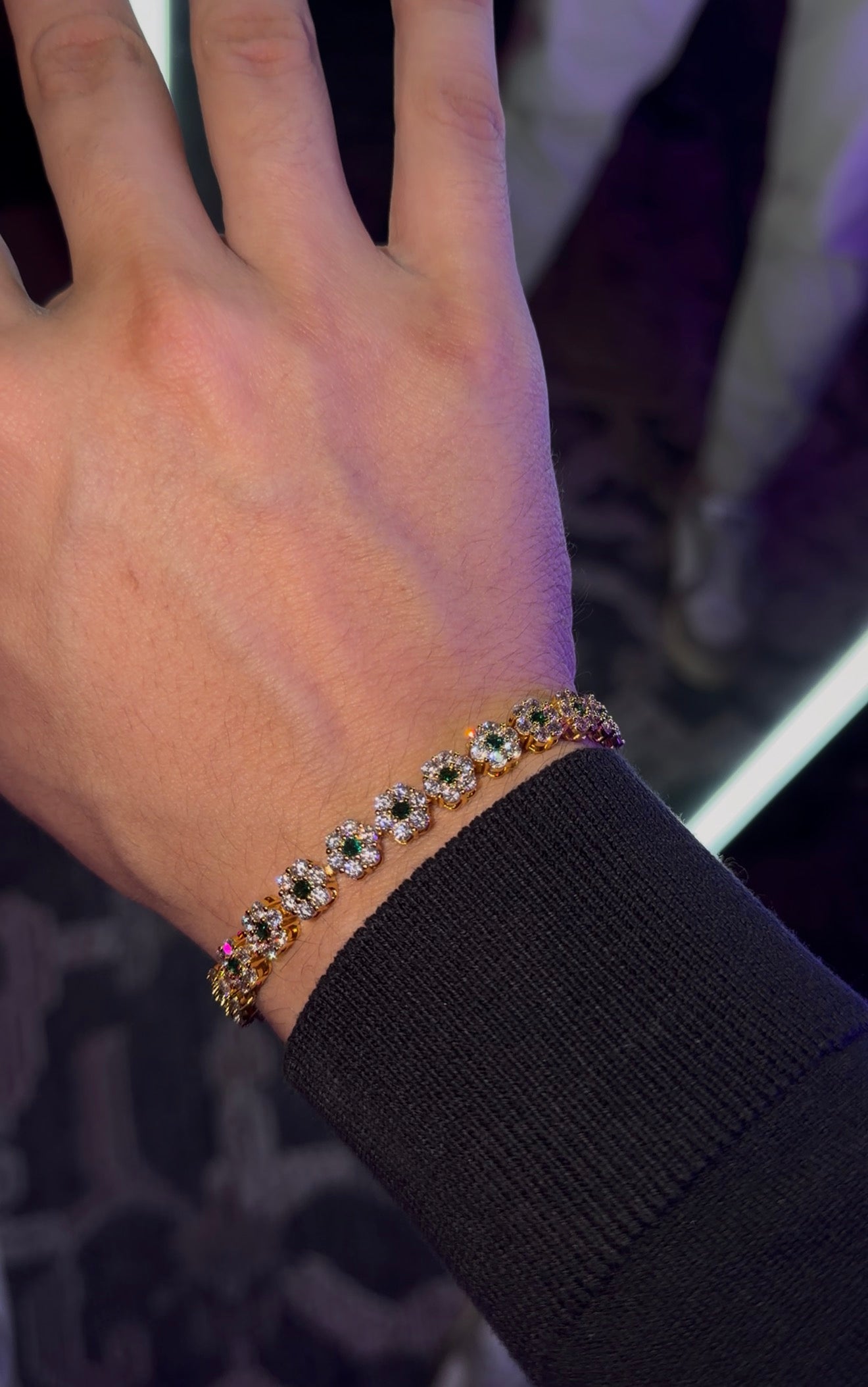 Brazalete octagon esmerald golden plated