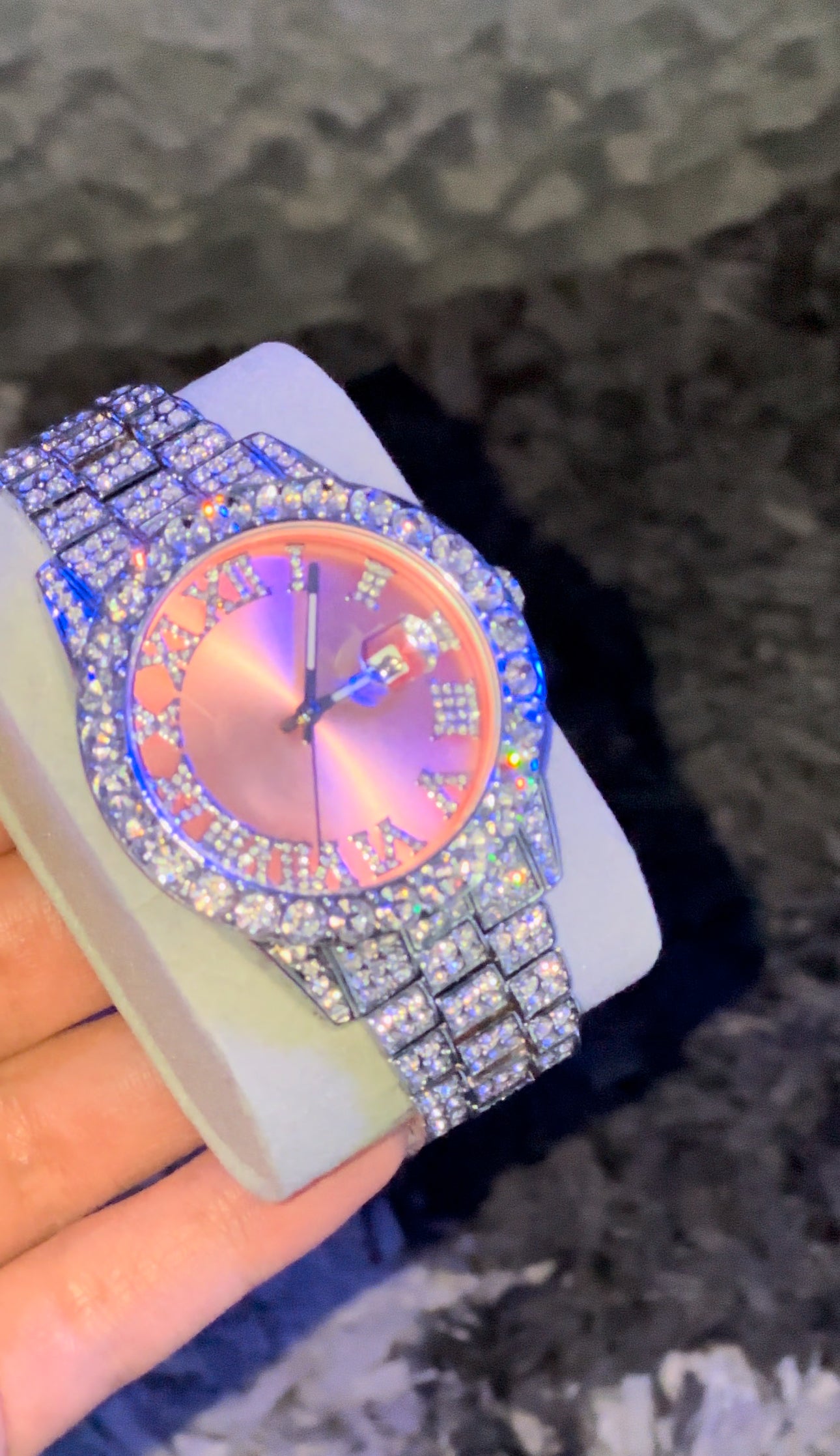 Reloj full ice swarovski (pink) laminado en oro blanco 18 k