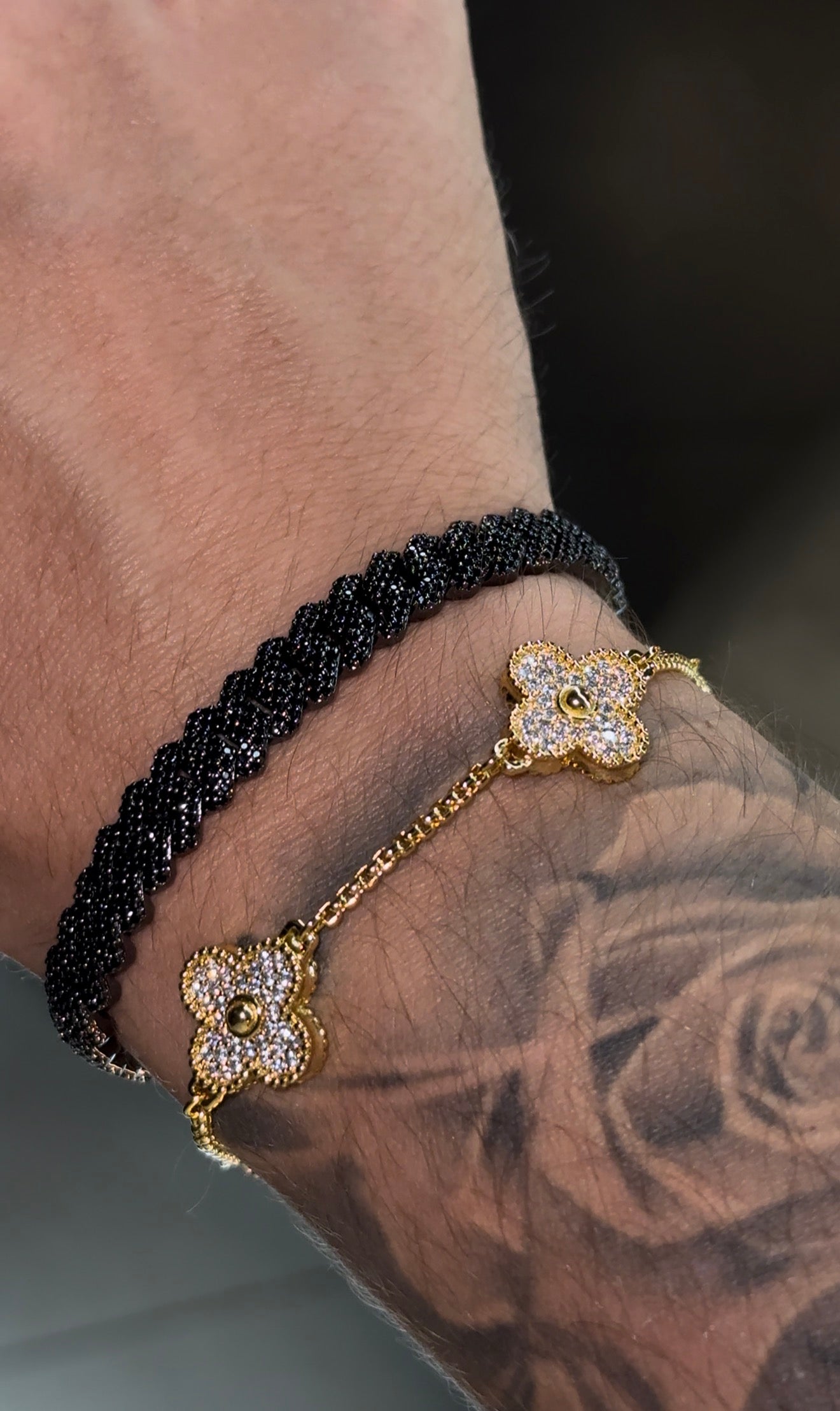 Combo brazalete VC. y brazalete black prong link 8 mm