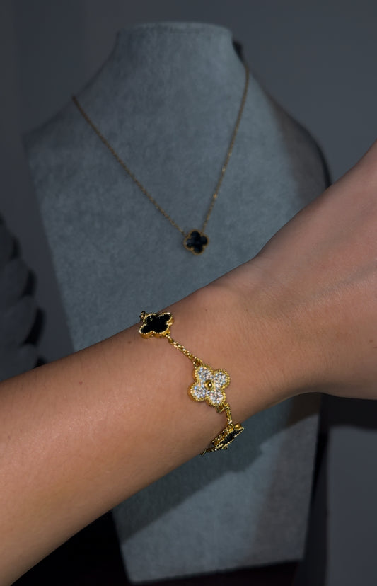 Combo brazalete y gargantilla vancleef black x golden