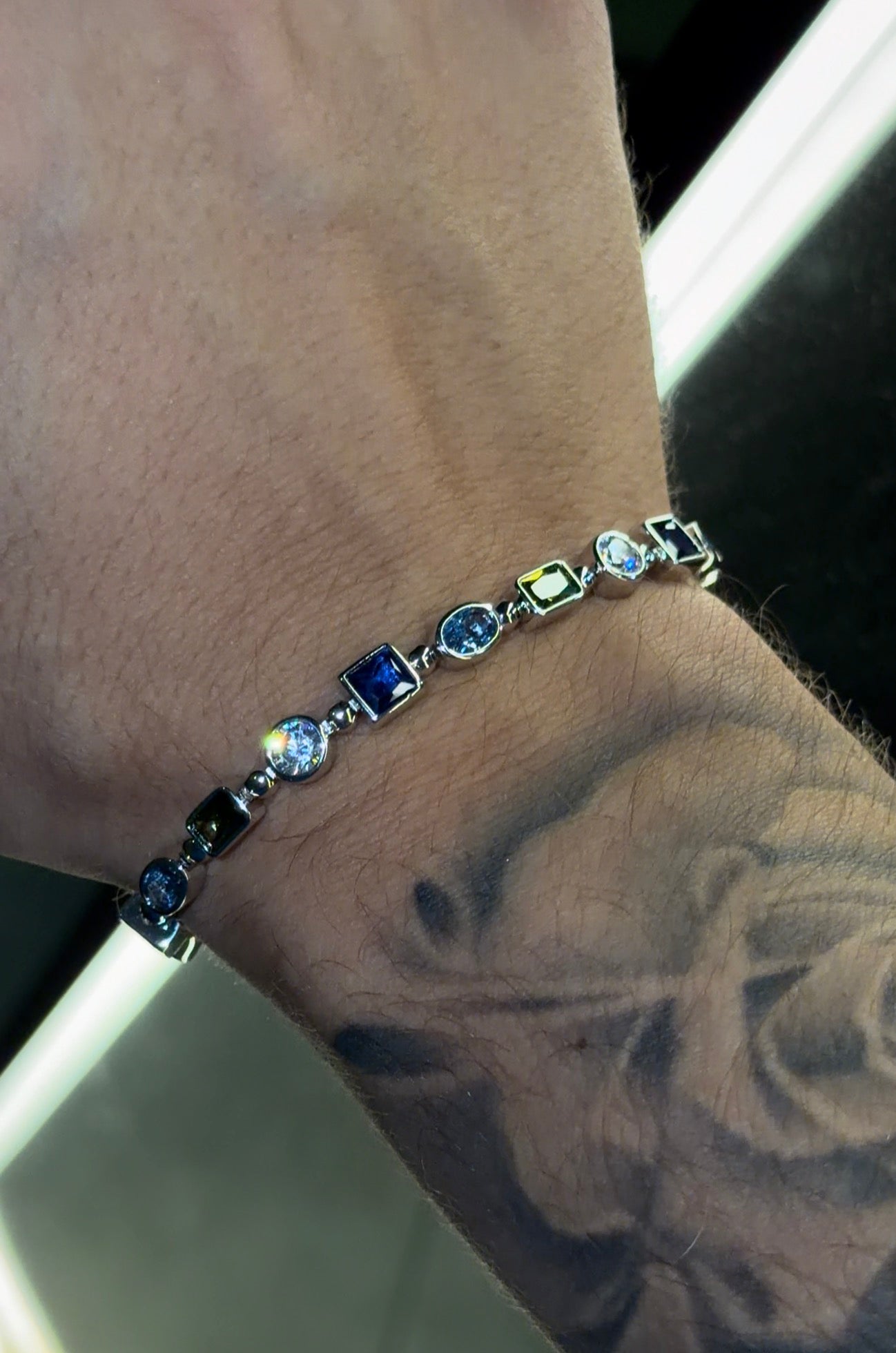 Brazalete Multi-shaped gems tennis whitegold   (box clasp)