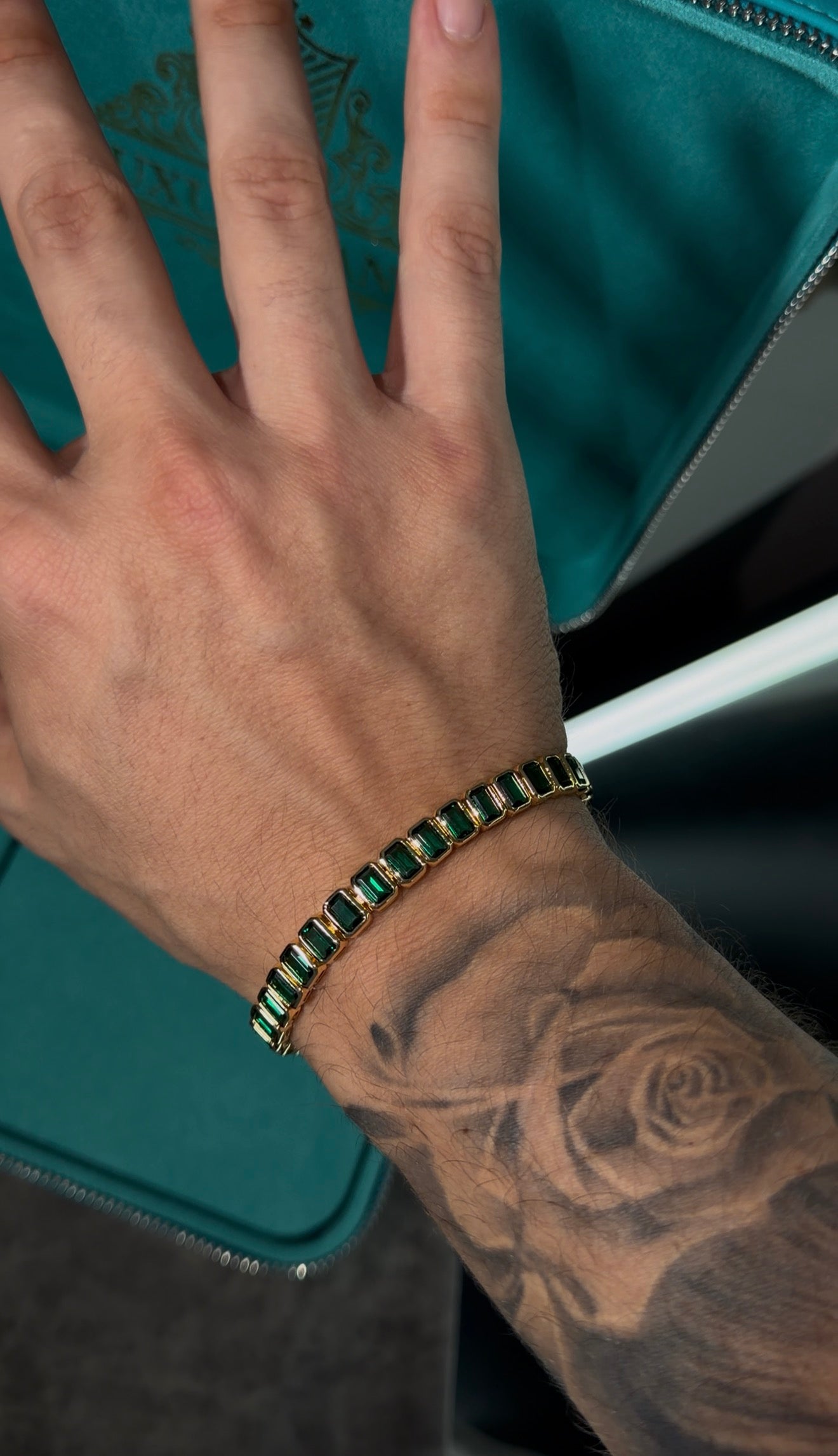 Brazalete tennis gems rectangle esmeralda