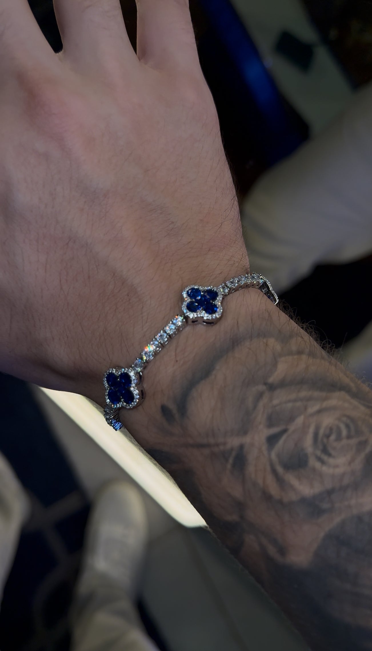 Brazalete VC. Tennis 3 mm  full iced tennis whitegold x blue King 18k
