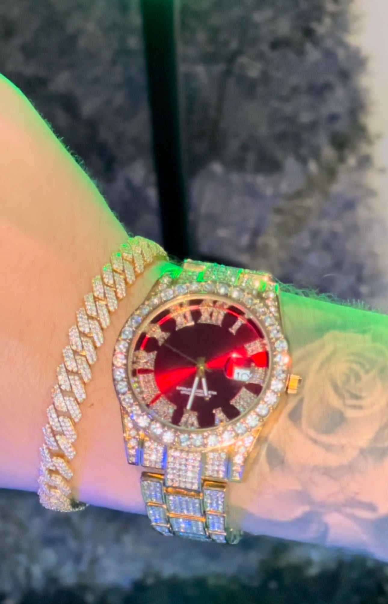 Combo de reloj red x golden full iced + brazalete cuban link 8mm