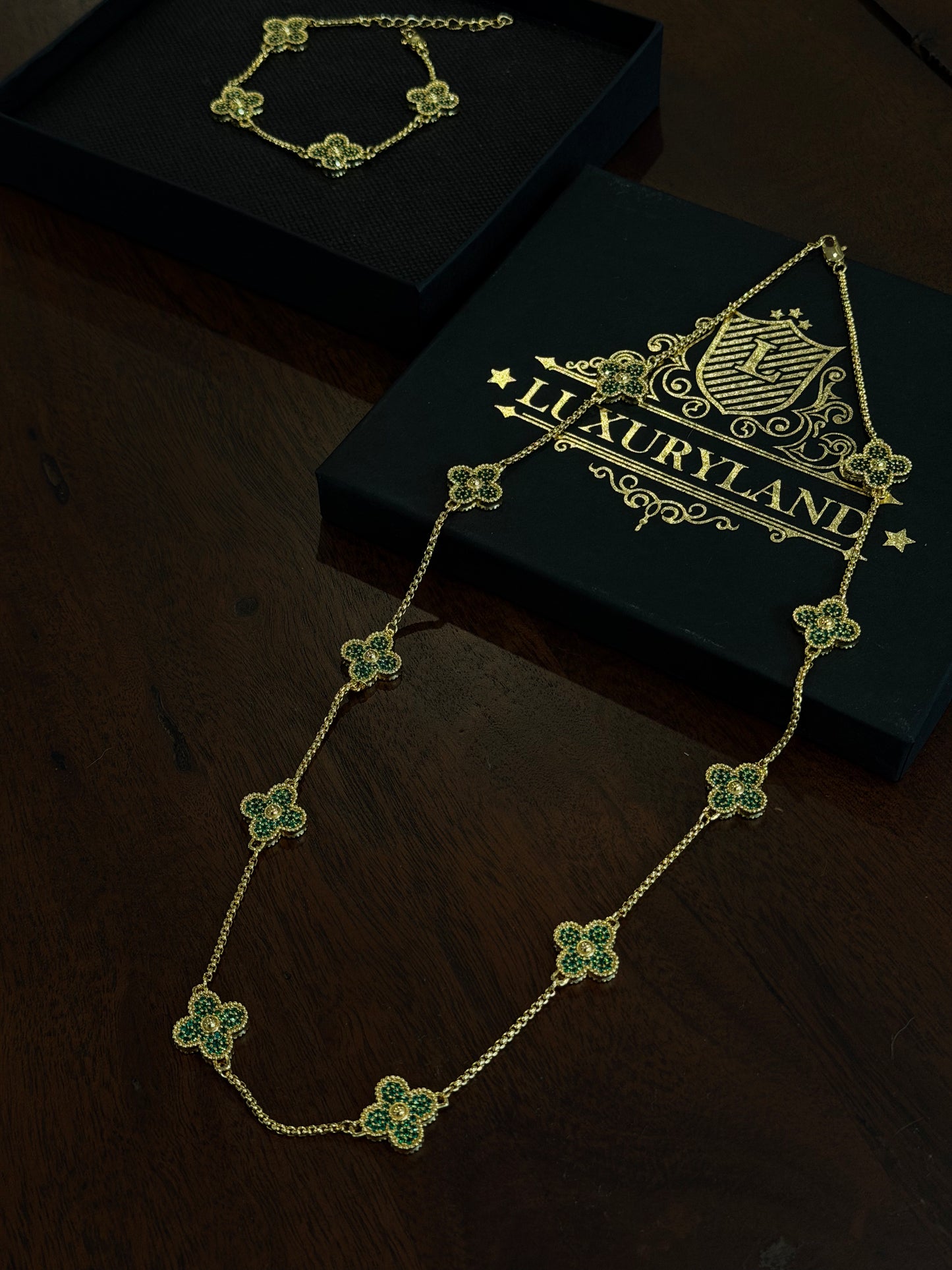 Conjunto cadena y brazalete VC. golden x green