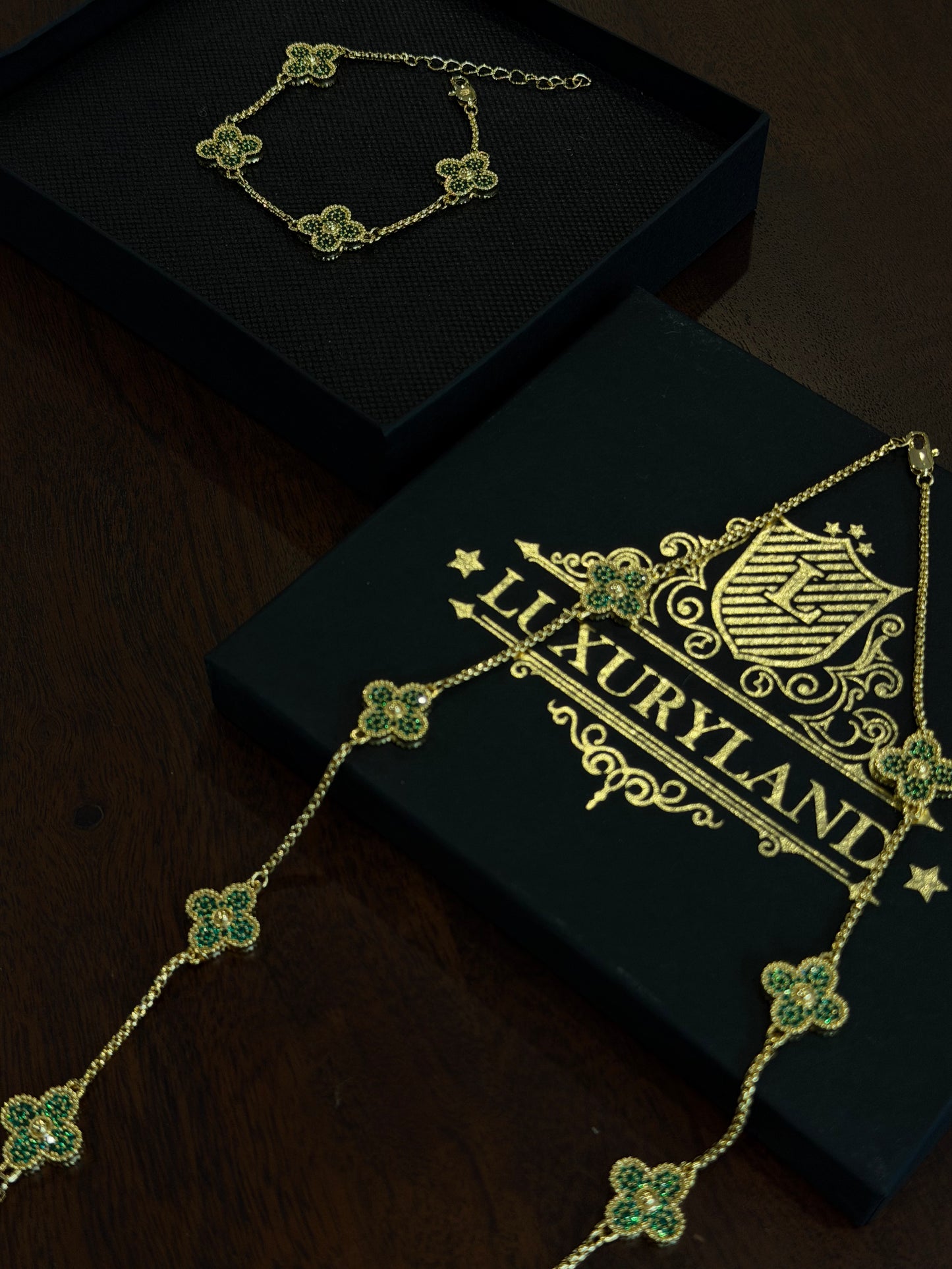 Conjunto cadena y brazalete VC. golden x green