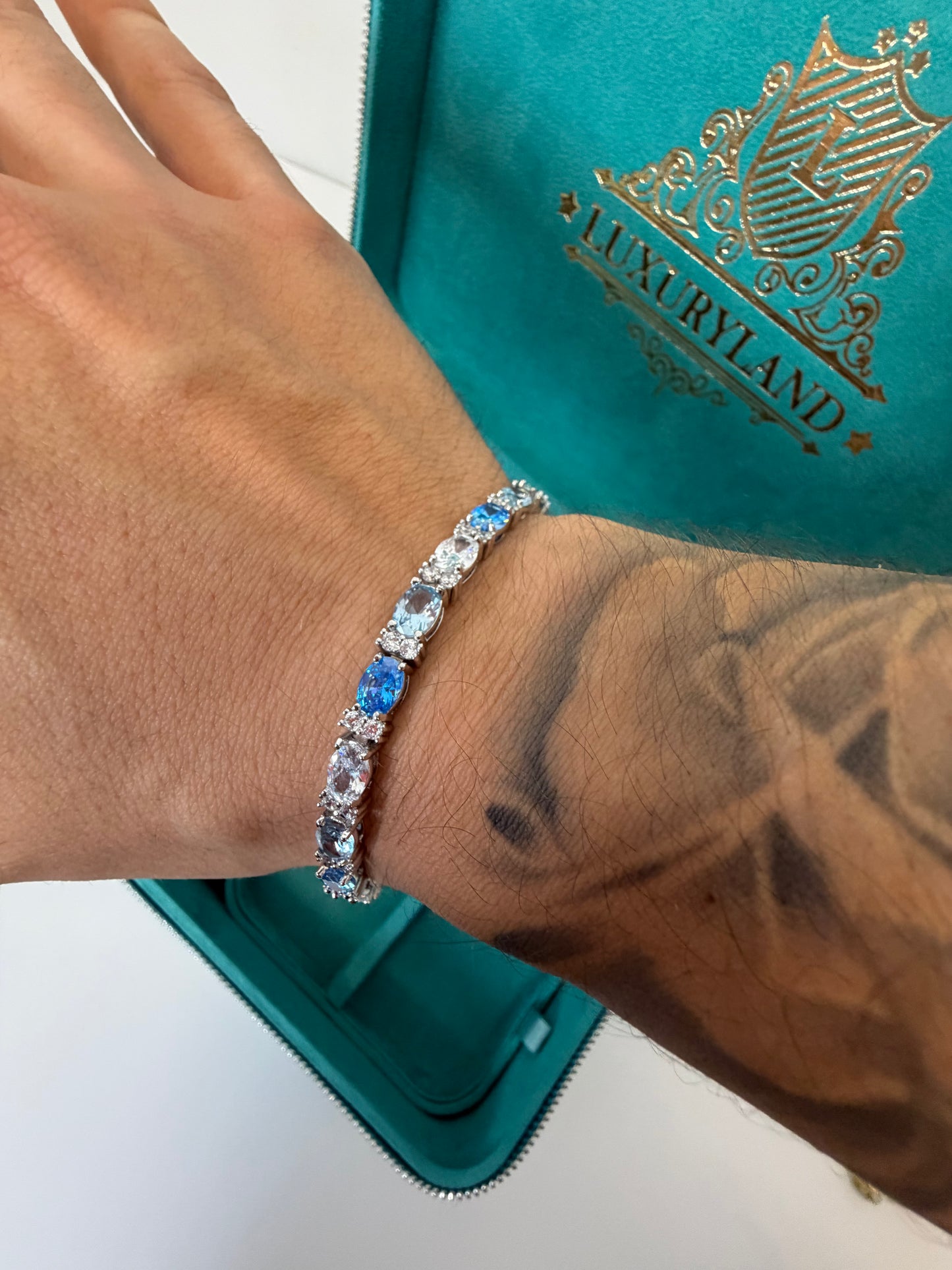 Brazalete Blue gems light and dark tennis