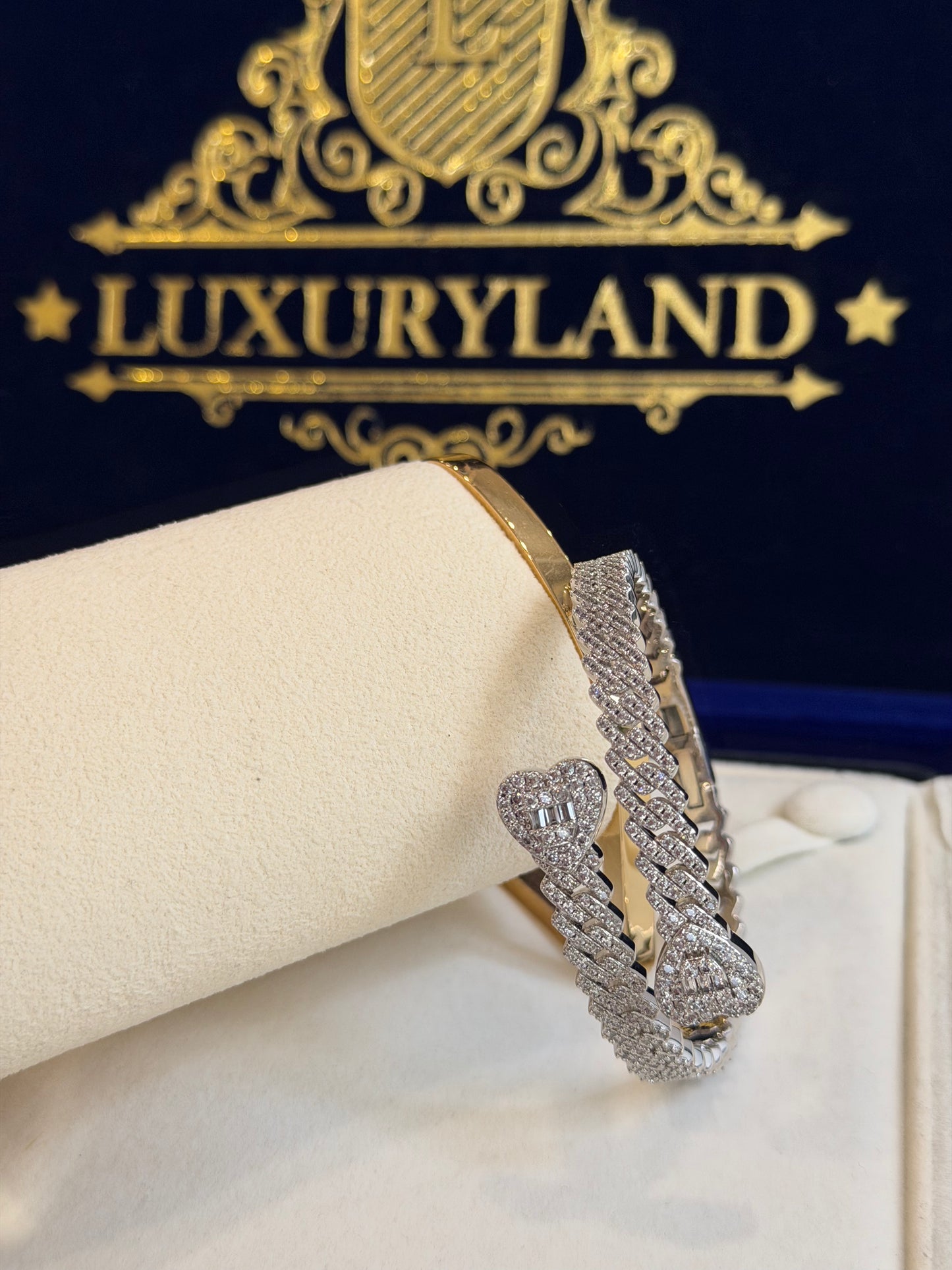 Brazalete TIFF x hearts full iced DAMA