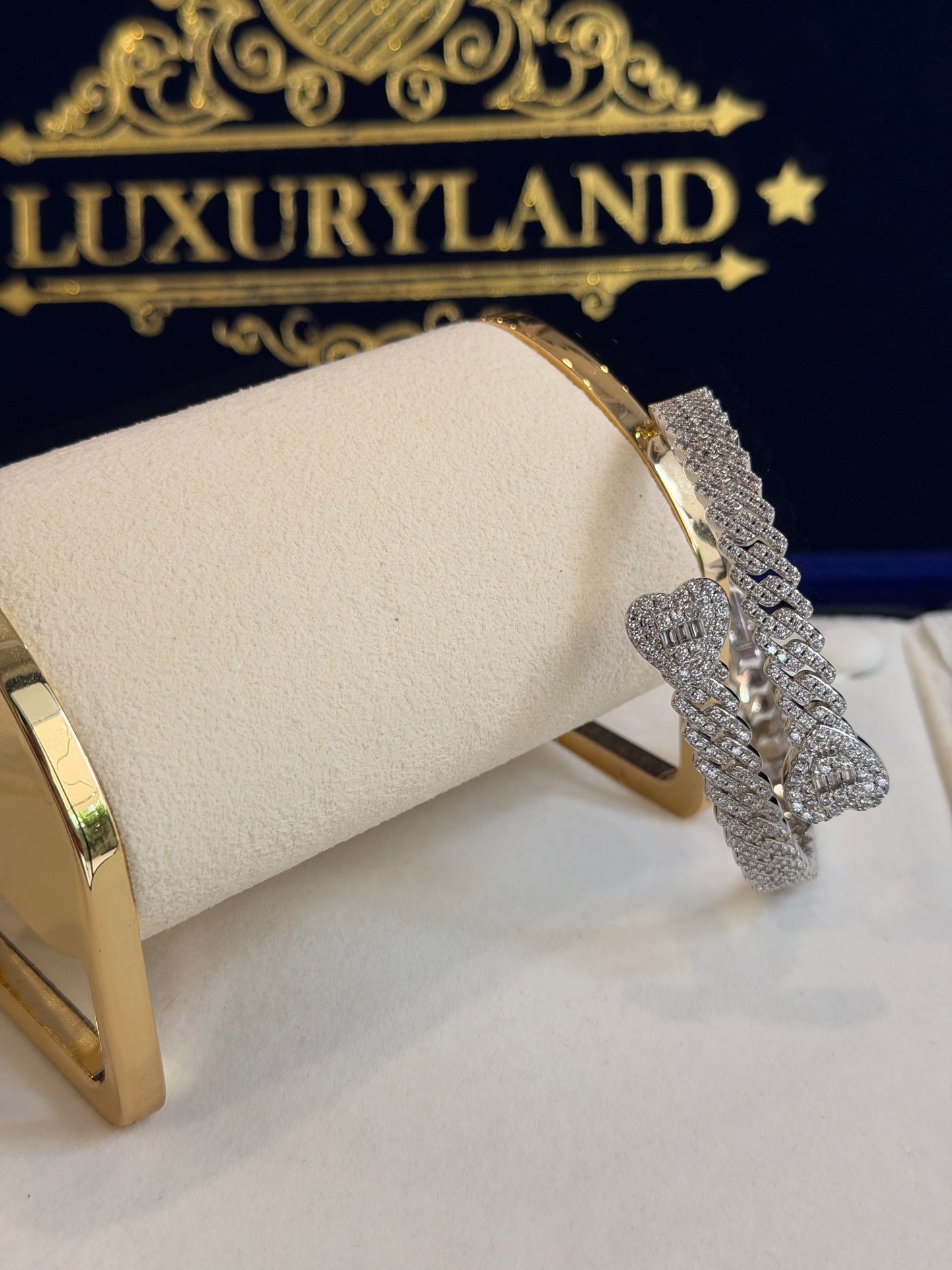 Brazalete TIFF x hearts full iced DAMA