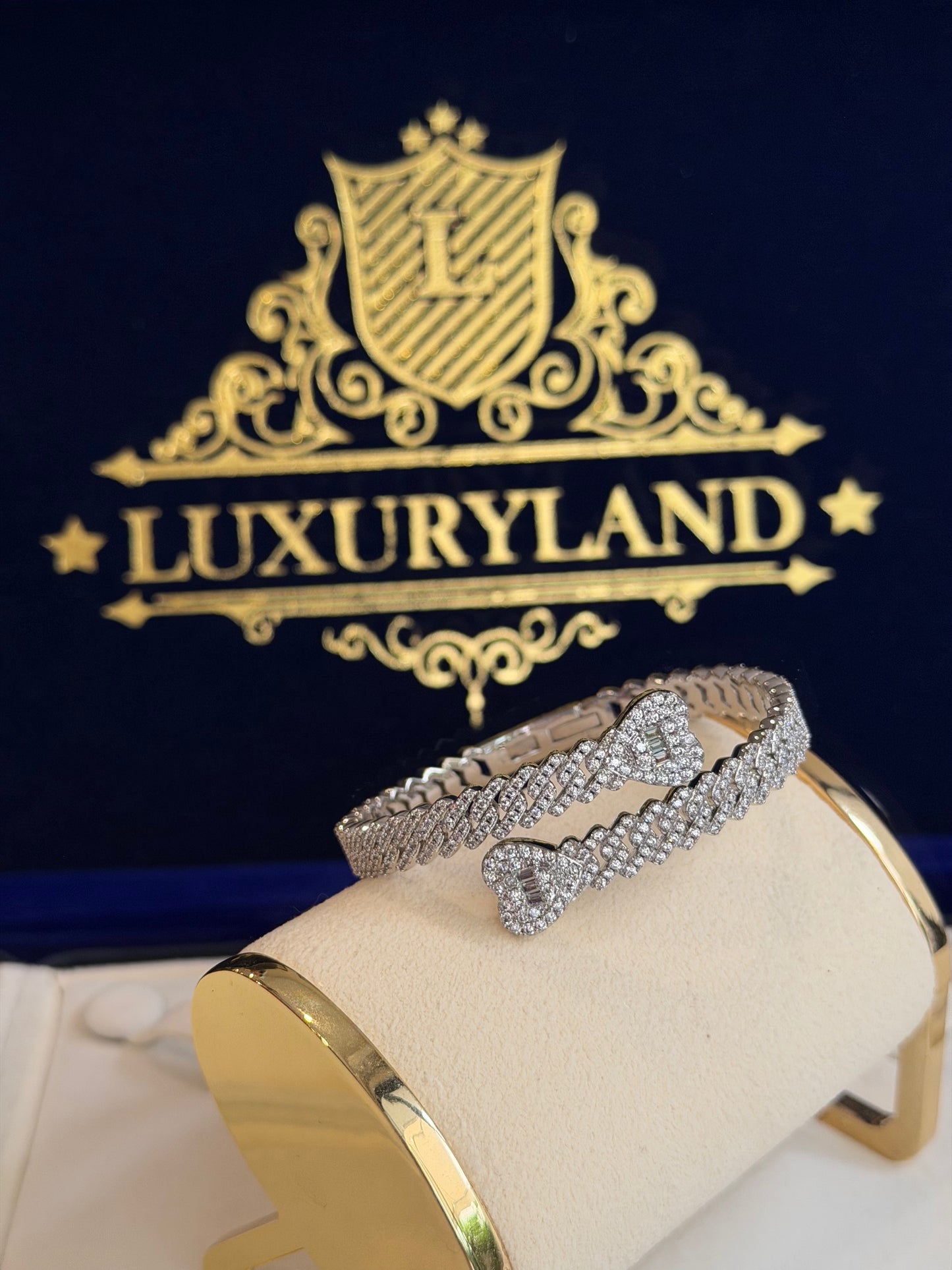 Brazalete TIFF x hearts full iced DAMA