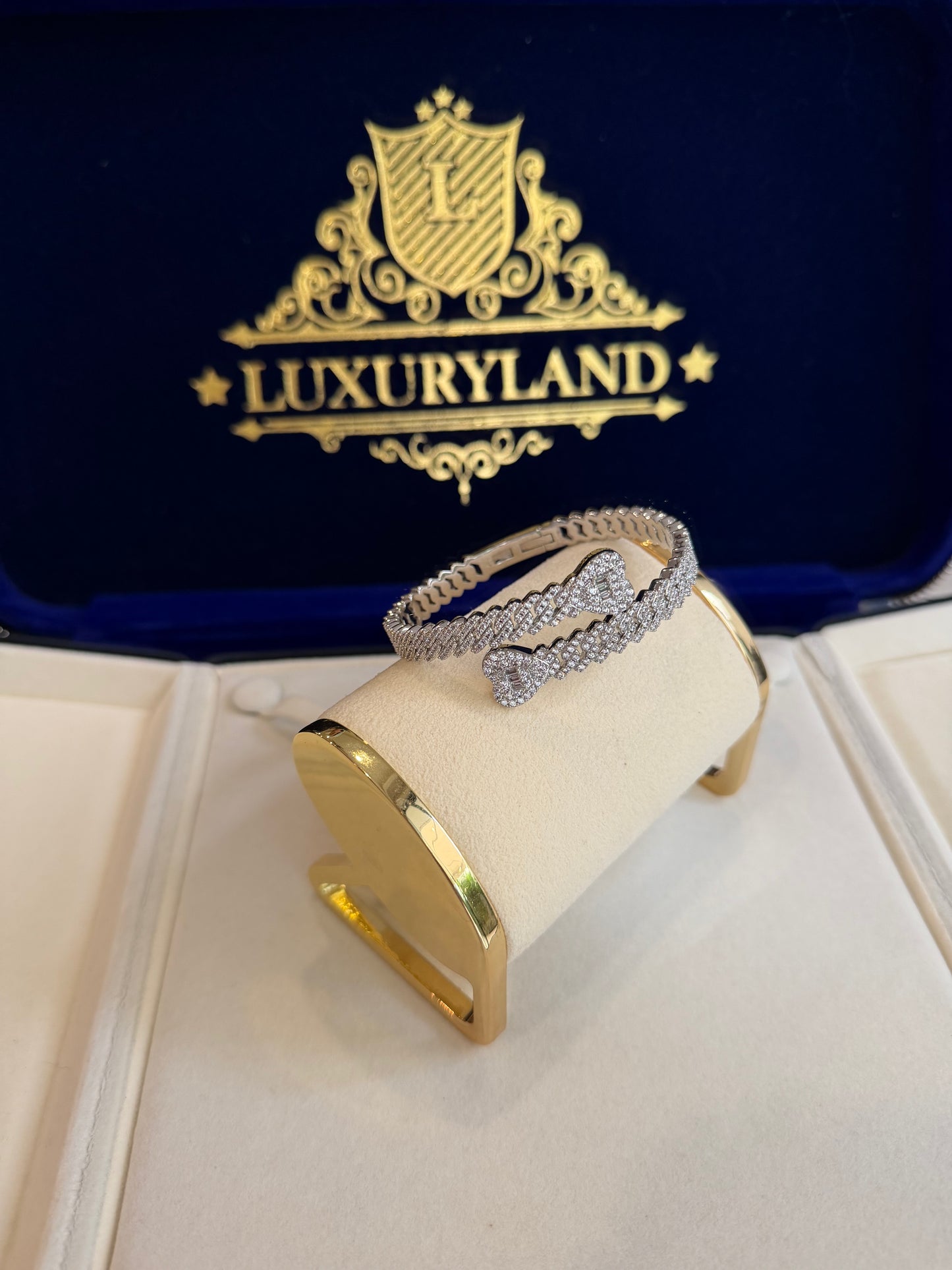 Brazalete TIFF x hearts full iced DAMA