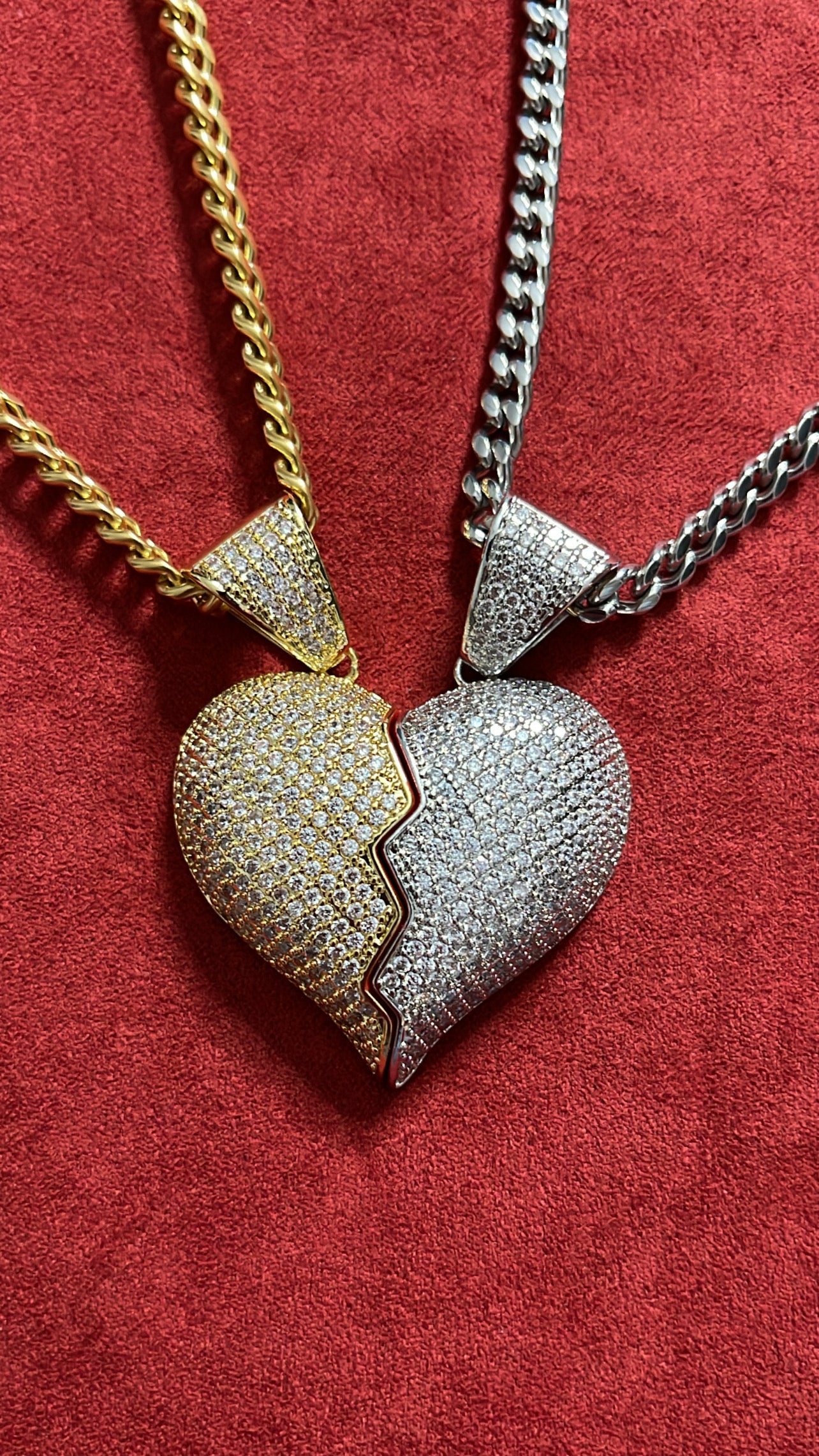 Dije doble corazón partido a la mitad con cadenas 3 mm incluidas (white gold and gold)